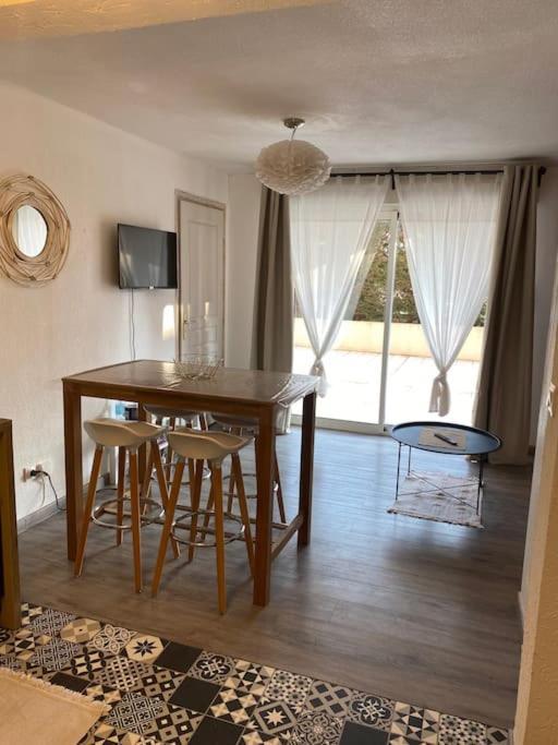Appt 2 Pieces Port Frejus - Mega Terrasse + Garage Apartment Ngoại thất bức ảnh